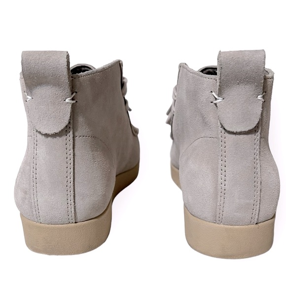 Everlane The Moc Toe Leather Chukka Desert Boot in Stone Grey Suede Like New 9 - Picture 12 of 16